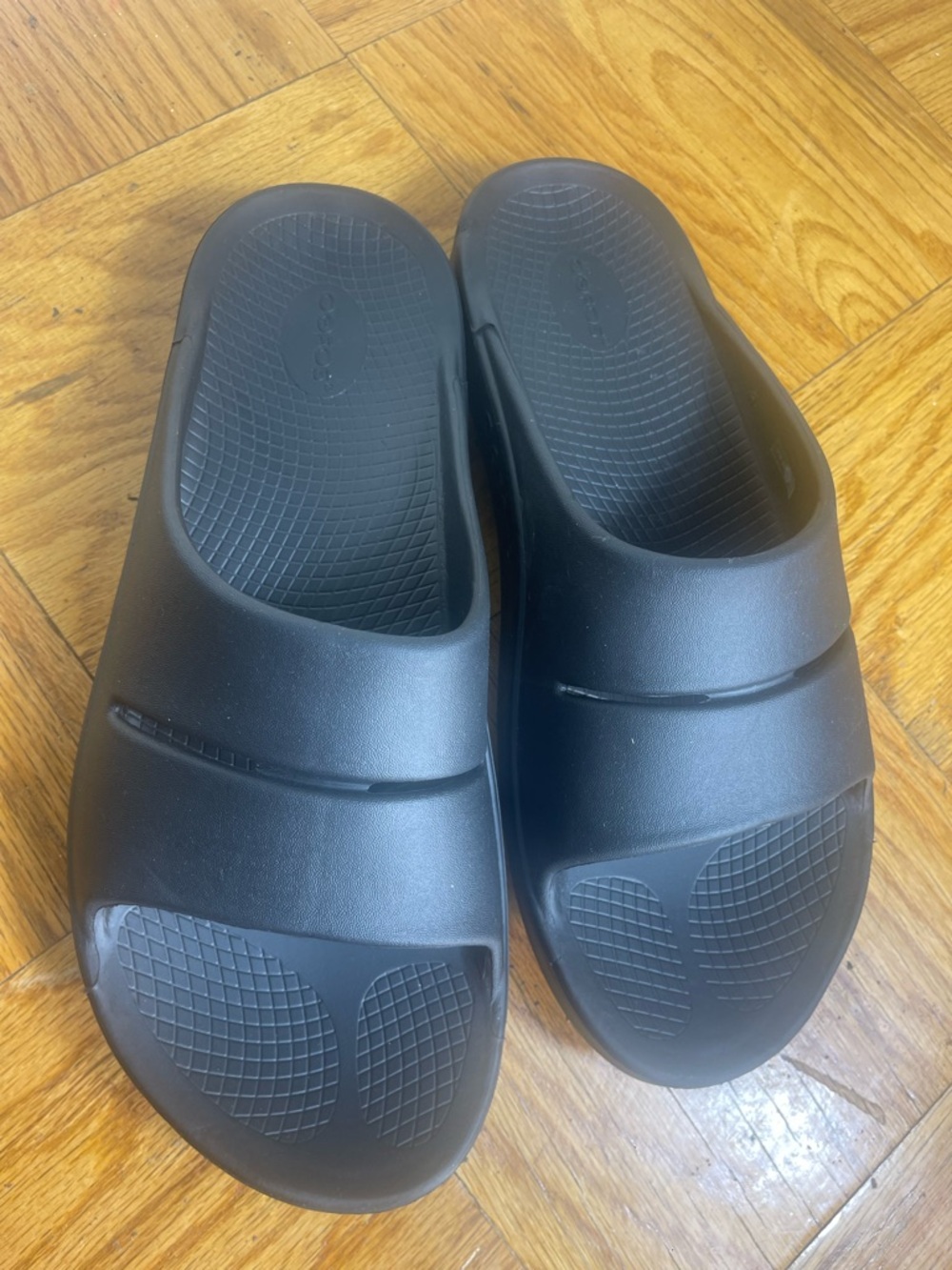 Oofos OOahh Slide Sandals Black Recovery Shoe Size 14Mens/Womens 16